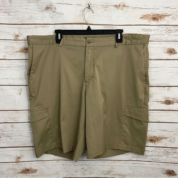 Nike Golf Tan Brown Active Athletic Mens Shorts Standard Fit - Picture 1 of 4